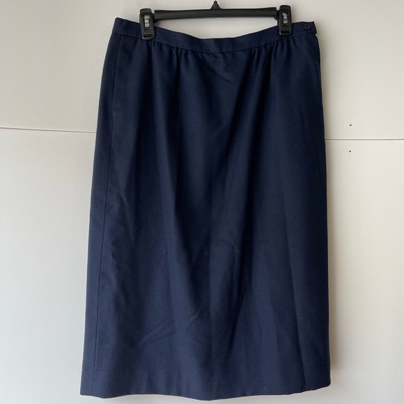 Pendleton Women's Plus Size Navy Blue Skirt 100% Virgin Wool, Sz 14 - Picture 9 of 10